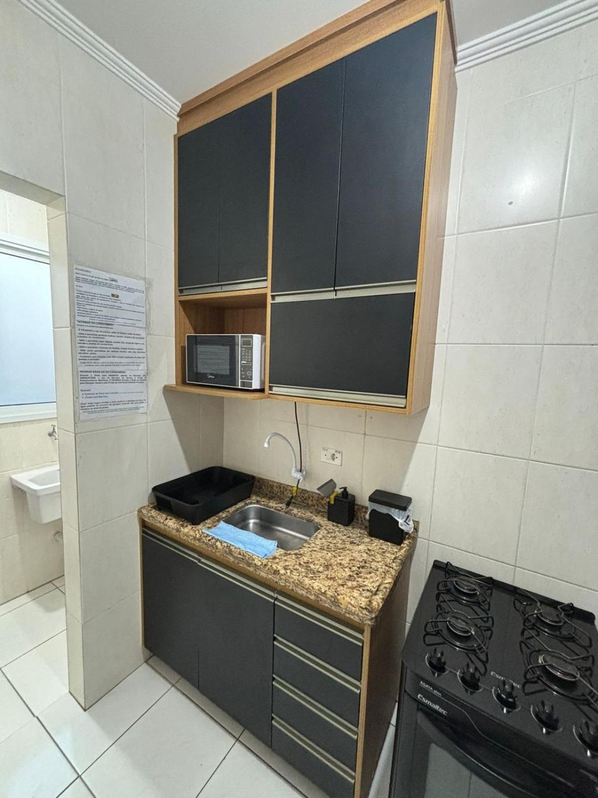 Lindo Apto 300M Praia Da Ocian E Centro - Vista Mar- Varanda Sacada - Wi-Fi 300 Mbps - Vaga De Garagem - Acomoda Ate 6 Pessoas Apartment Praia Grande  Bagian luar foto